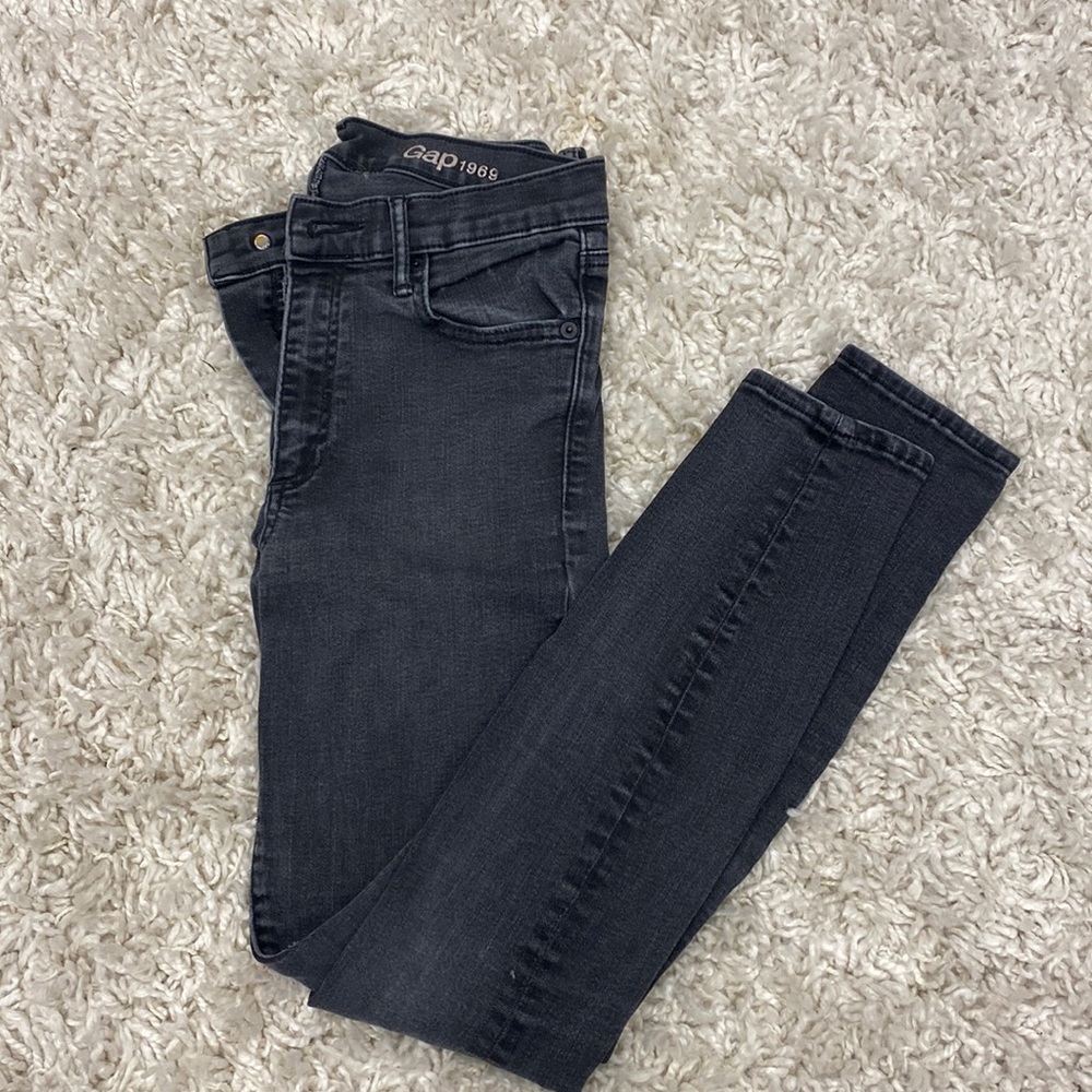Gap black skinny jeans